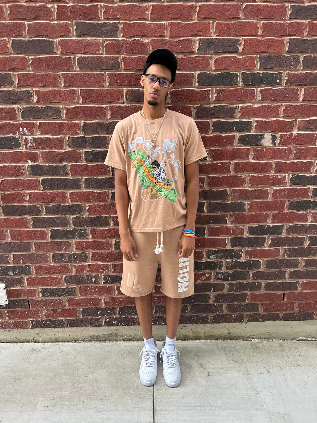 Tan “NOLIMIT” Money Spread T-Shirt 💸