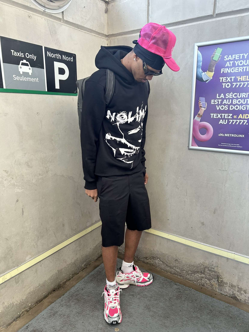 “NOLIMIT” 🎭 Cropped Oversized Pullover Hoodie