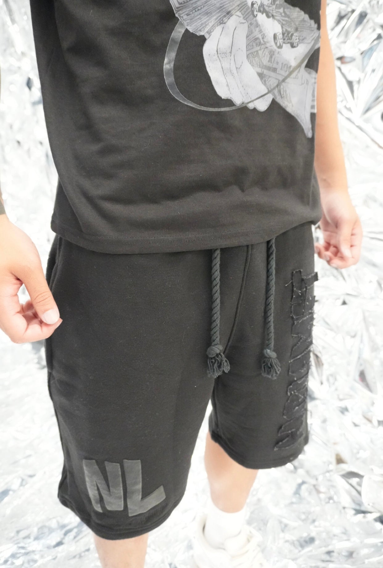 Black "NOLIMIT" Rope String Money Spread Shorts
