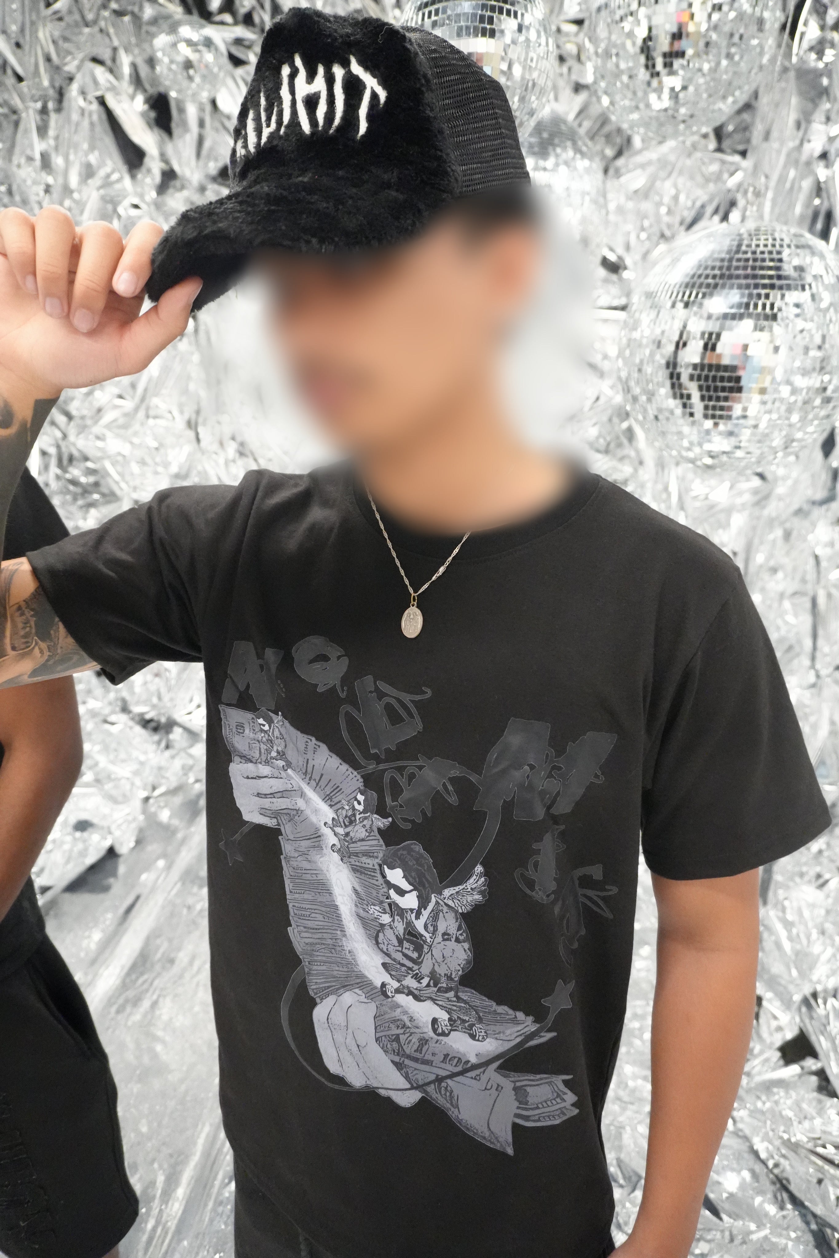 Blacked Out “NOLIMIT” Money Spread T-Shirt 💸