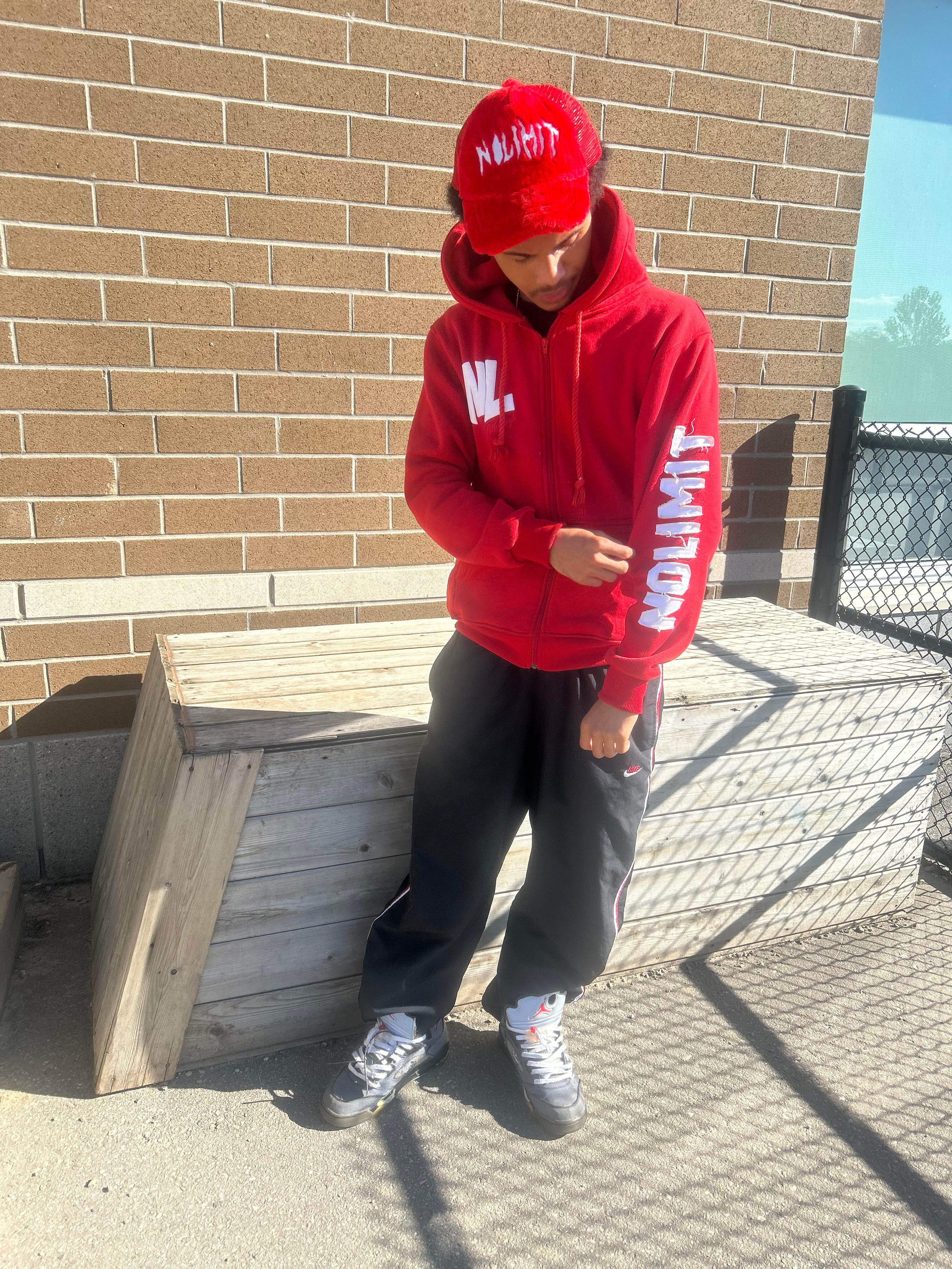 Red "NOLIMIT" Rope String Money Spread Zip-Up