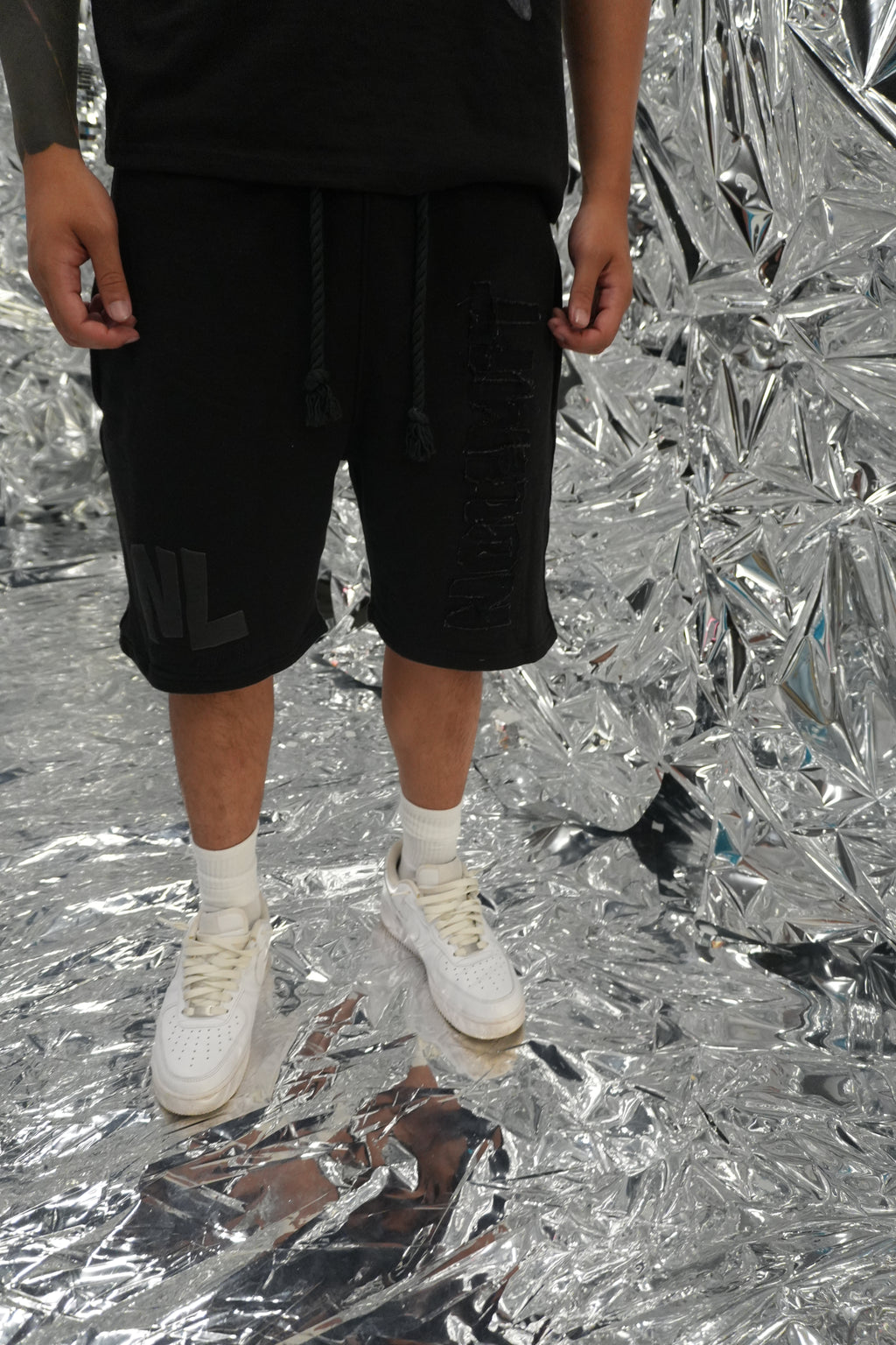 Black "NOLIMIT" Rope String Money Spread Shorts